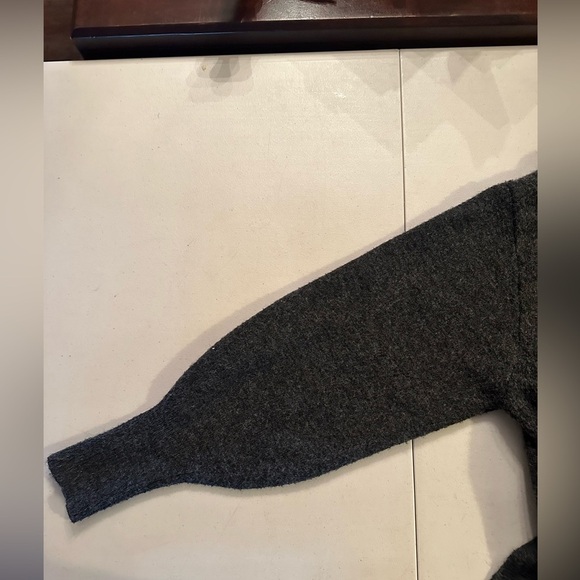 H&M size XS long cardigan sweater - Picture 2 of 8